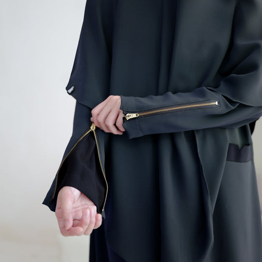 Madina Abaya - Seastorm